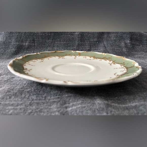 Royal Doulton Fontainebleau Green Saucer 6” English Fine Bone China - Picture 5 of 10